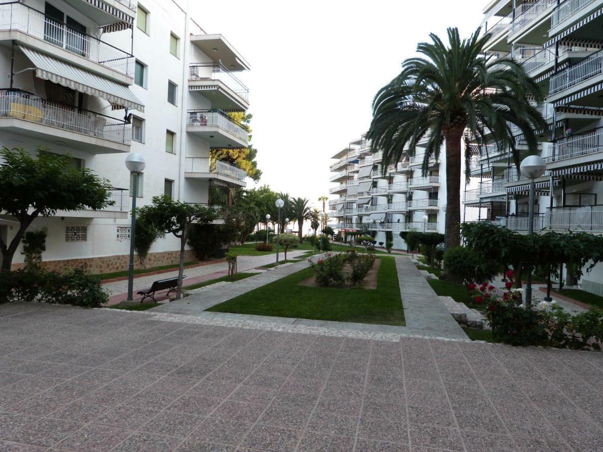 Lorena Salou Buitenkant foto